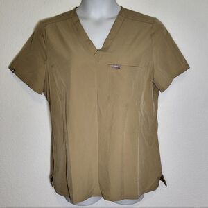 Figs FionLite Catrina Scrub top in Light Oak size XLarge